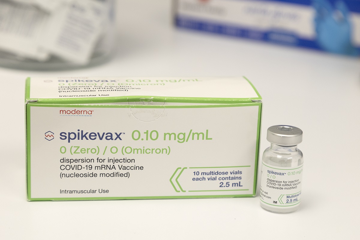 Bivalent vaccines and flu shots arrive BC Pharmacy Association